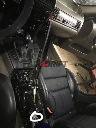 Robustná hydraulická ručná brzda Gladiator – valček s OBP nádobkou