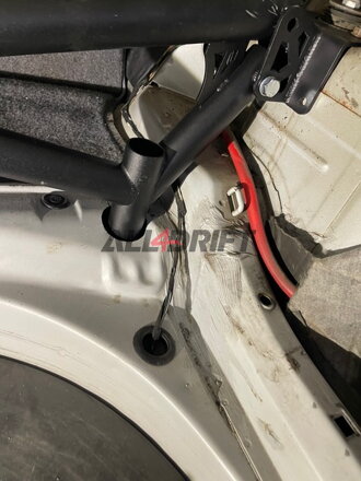 Zadná rozperná tyč BMW E46 XBRACE