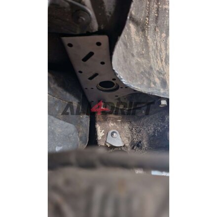 Vystuženie priečnych ramien BMW E46 V2 PRO Vystuženie priečnych ramien BMW E46 V2 PRO